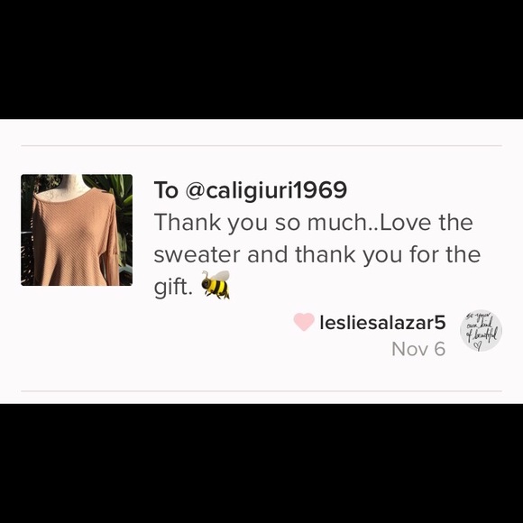 🎉🎉HP🎊🎊 New! Sexy Off Shoulder Sweater - Picture 5 of 6